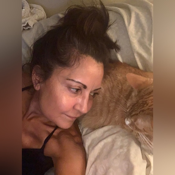 HI QUEENS !! I HOPE YOU CAN JOIN ME TODAY FOR MY BIGGEST SALE TO DATE!! 1:31EST - Picture 9 of 17